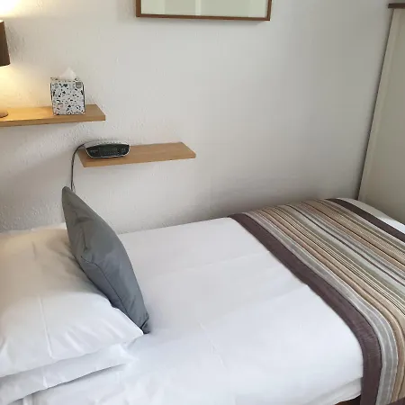 Bed & Breakfast Compston House